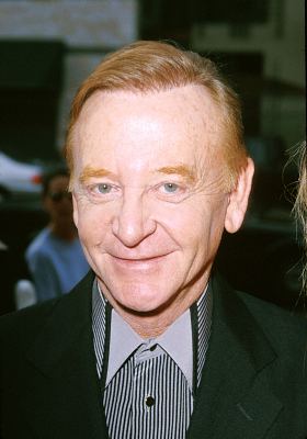 John Byner at event of My 5 Wives (2000)