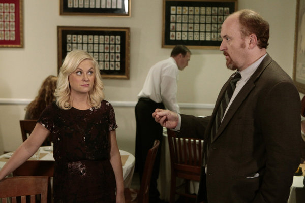 Still of Louis C.K. and Amy Poehler in Parks and Recreation (2009)