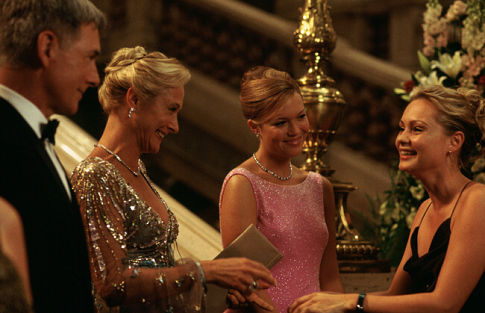 Mark Harmon, Andy Cadiff, Caroline Goodall, Mandy Moore and Beatrice Rosen in Chasing Liberty (2004)