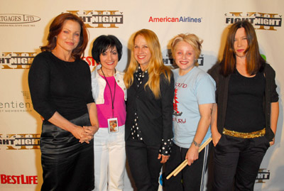 Jane Wiedlin, Charlotte Caffey, Belinda Carlisle, Gina Schock and Kathy Valentine