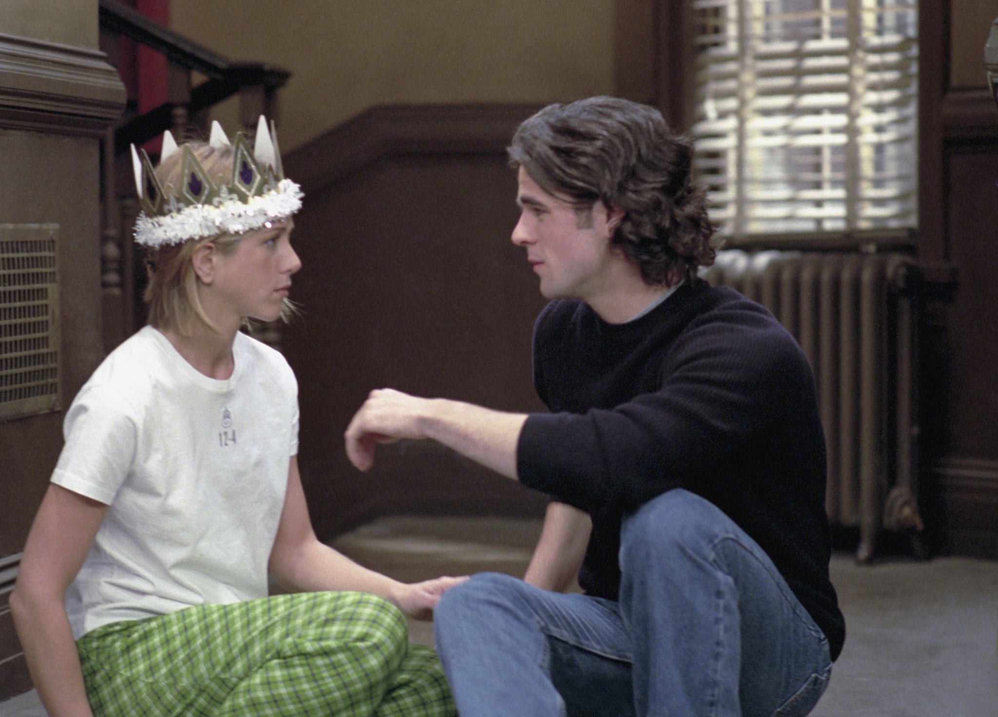 Still of Jennifer Aniston and Eddie Cahill in Draugai (1994)