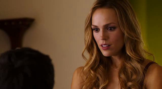 Still of Erin Cahill in Beverly Hills Chihuahua 2