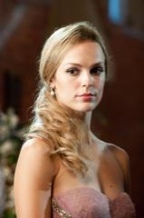 Erin Cahill as Rachel Ashe in Disney's Beverly Hills Chihuahua 2