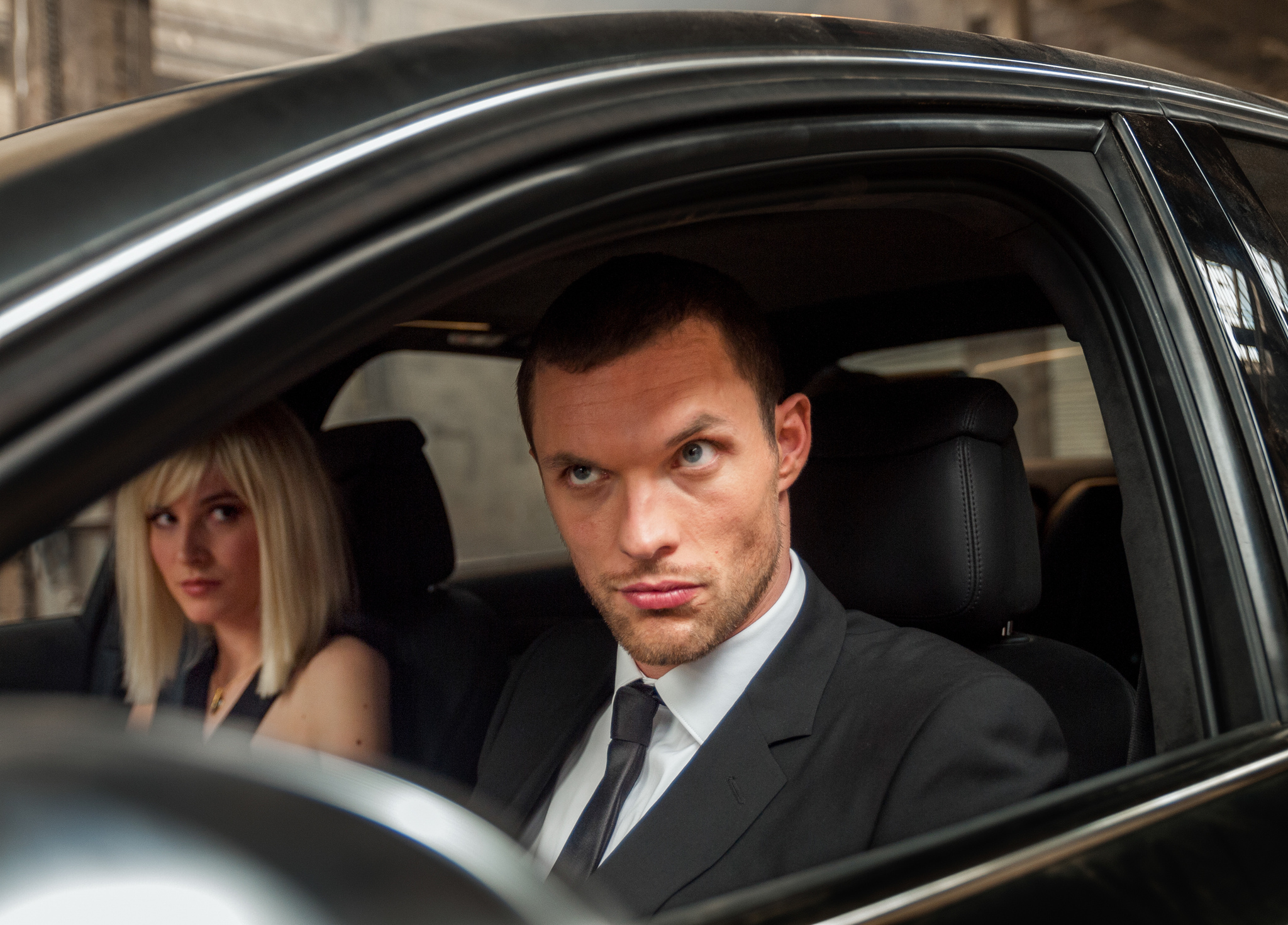 Still of Bruno Calvo and Ed Skrein in The Transporter Refueled (2015)