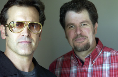 Bruce Campbell and Don Coscarelli at event of Bubba Ho-Tep (2002)