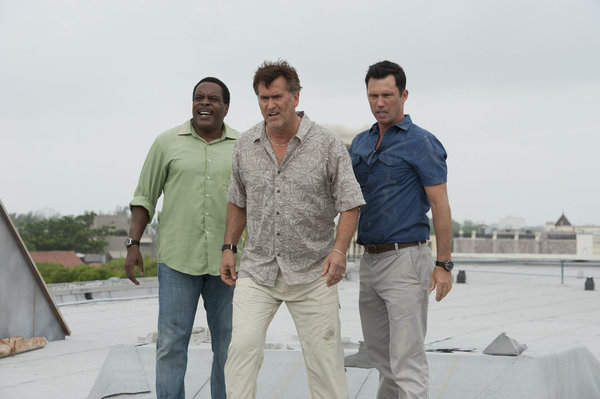 Still of Bruce Campbell, Chad L. Coleman and Jeffrey Donovan in Vilko bilietas (2007)