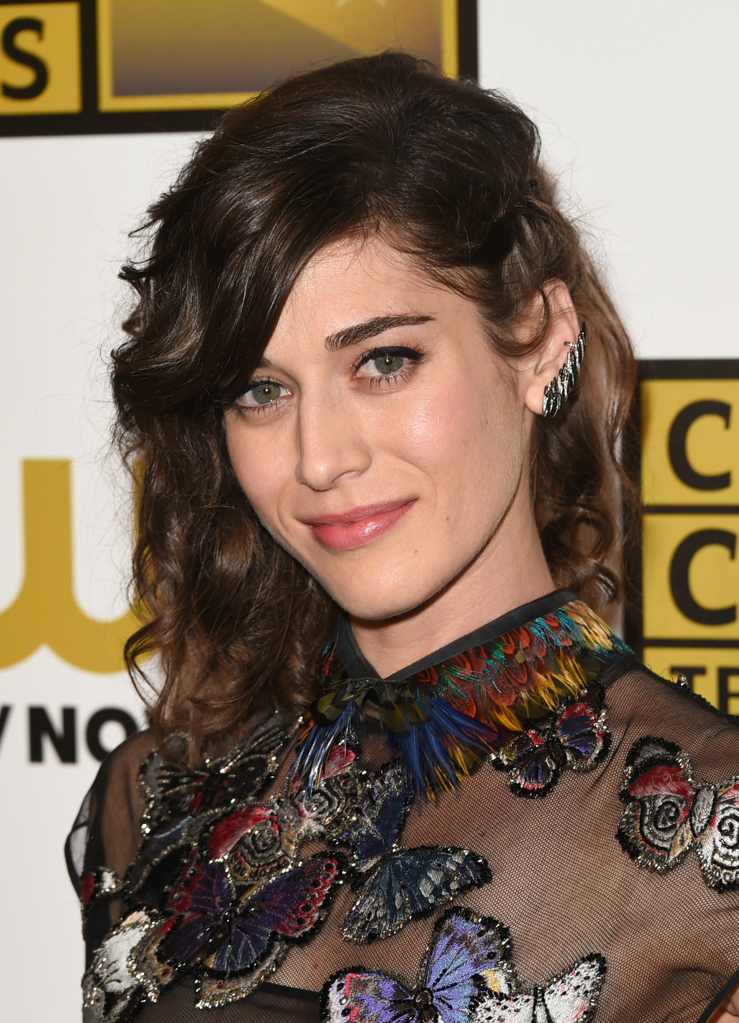 Lizzy Caplan