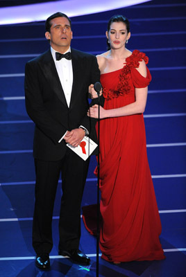 Anne Hathaway and Steve Carell at event of The 80th Annual Academy Awards (2008)