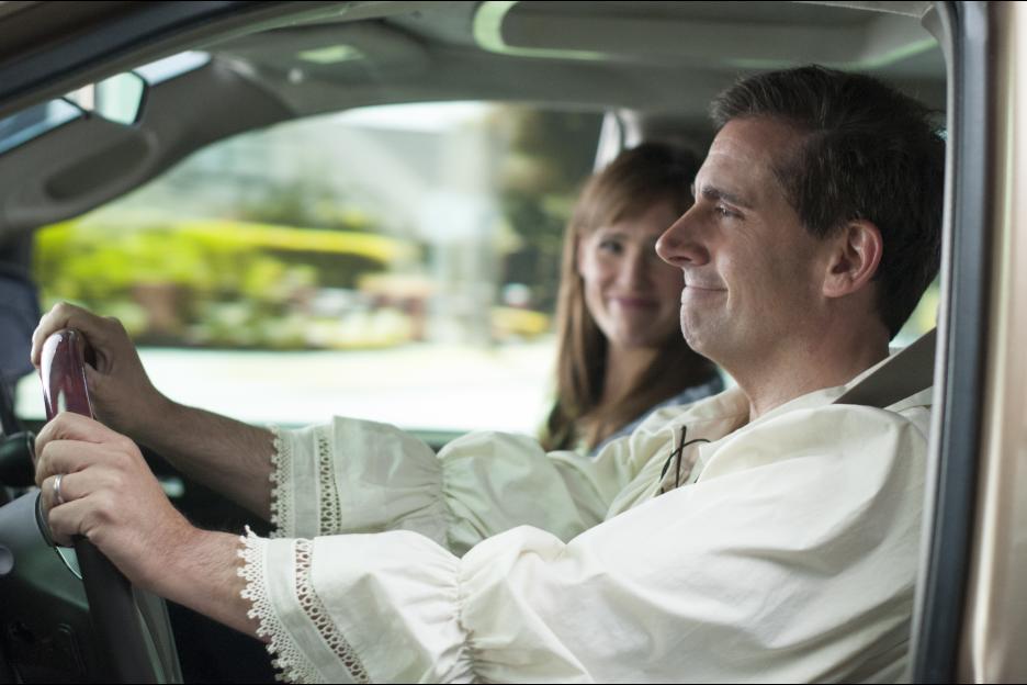 Still of Jennifer Garner and Steve Carell in Aleksandras ir baisiai, labai siaubingai nesekminga diena (2014)