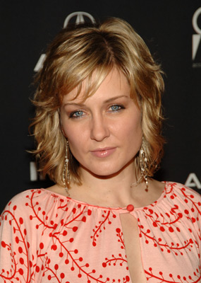Amy Carlson at event of Loverboy (2005)