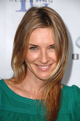 Ever Carradine at event of Resurrecting the Champ (2007)