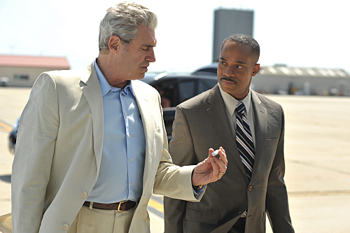 Still of Rocky Carroll and Michael Nouri in NCIS: Naval Criminal Investigative Service (2003)