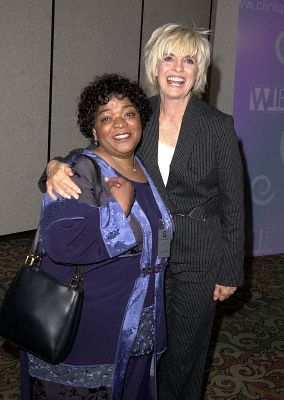 Nell Carter and Linda Gray