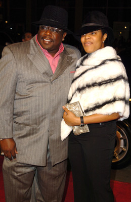 Cedric the Entertainer at event of Barbershop 2: Back in Business (2004)