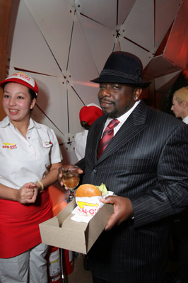 Cedric the Entertainer at event of The 79th Annual Academy Awards (2007)