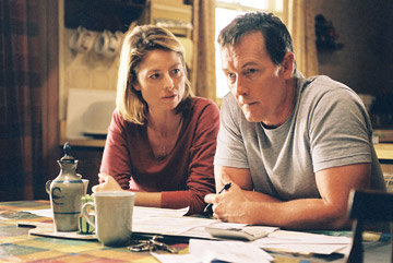 Kate Butler and Robert Patrick in Bridge to Terabithia (2007)