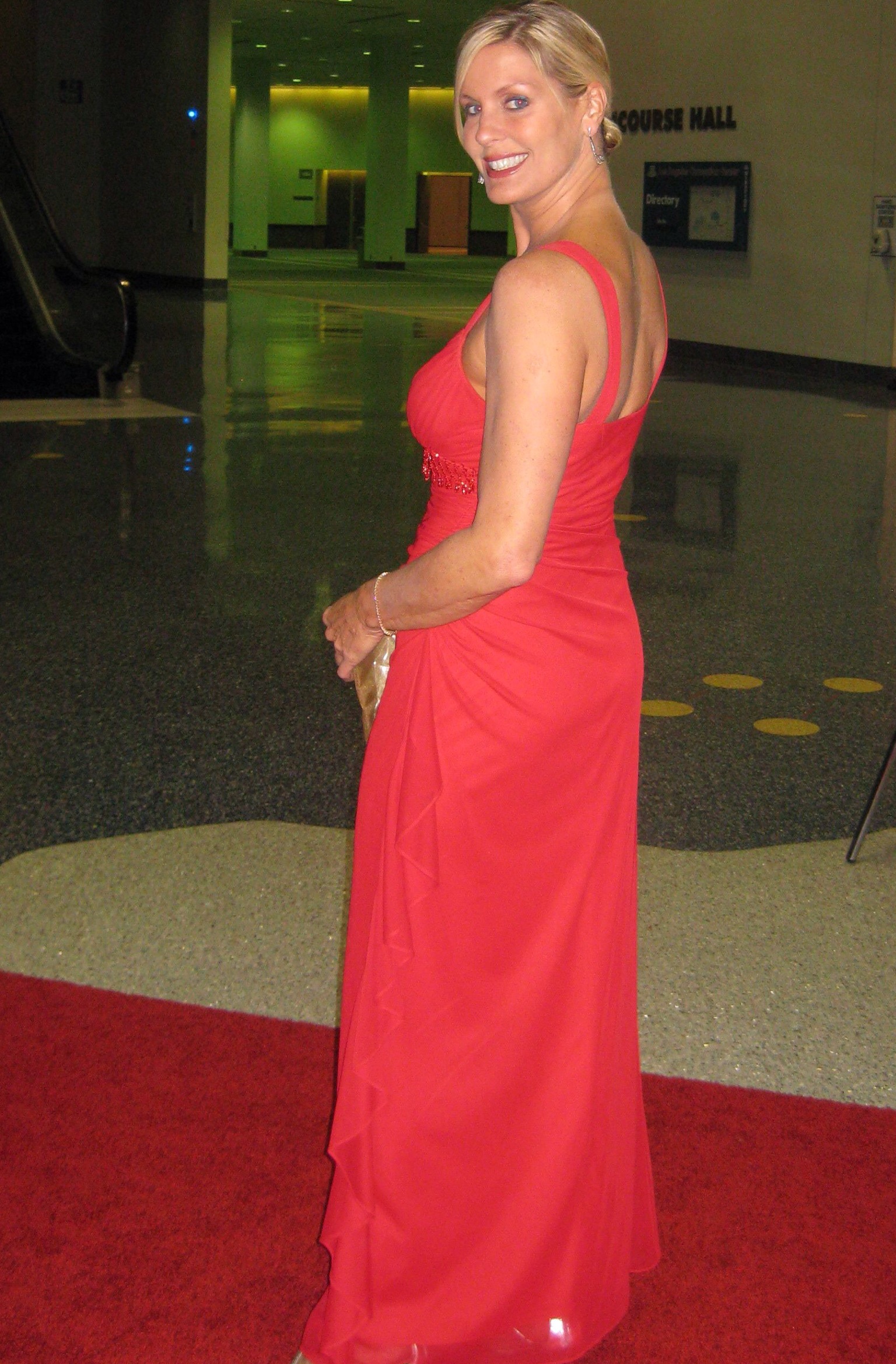 LaReine Chabut Grammy Awards 2014
