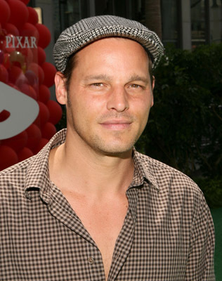 Justin Chambers at event of Aukstyn (2009)