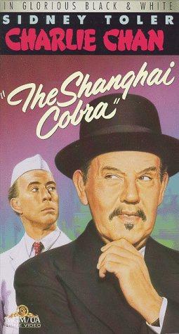 George Chandler and Sidney Toler in The Shanghai Cobra (1945)