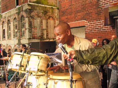 Still of Dave Chappelle in Block Party (2005)