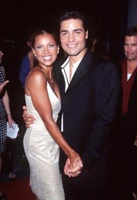 Vanessa Williams and Chayanne at event of Dance with Me (1998)