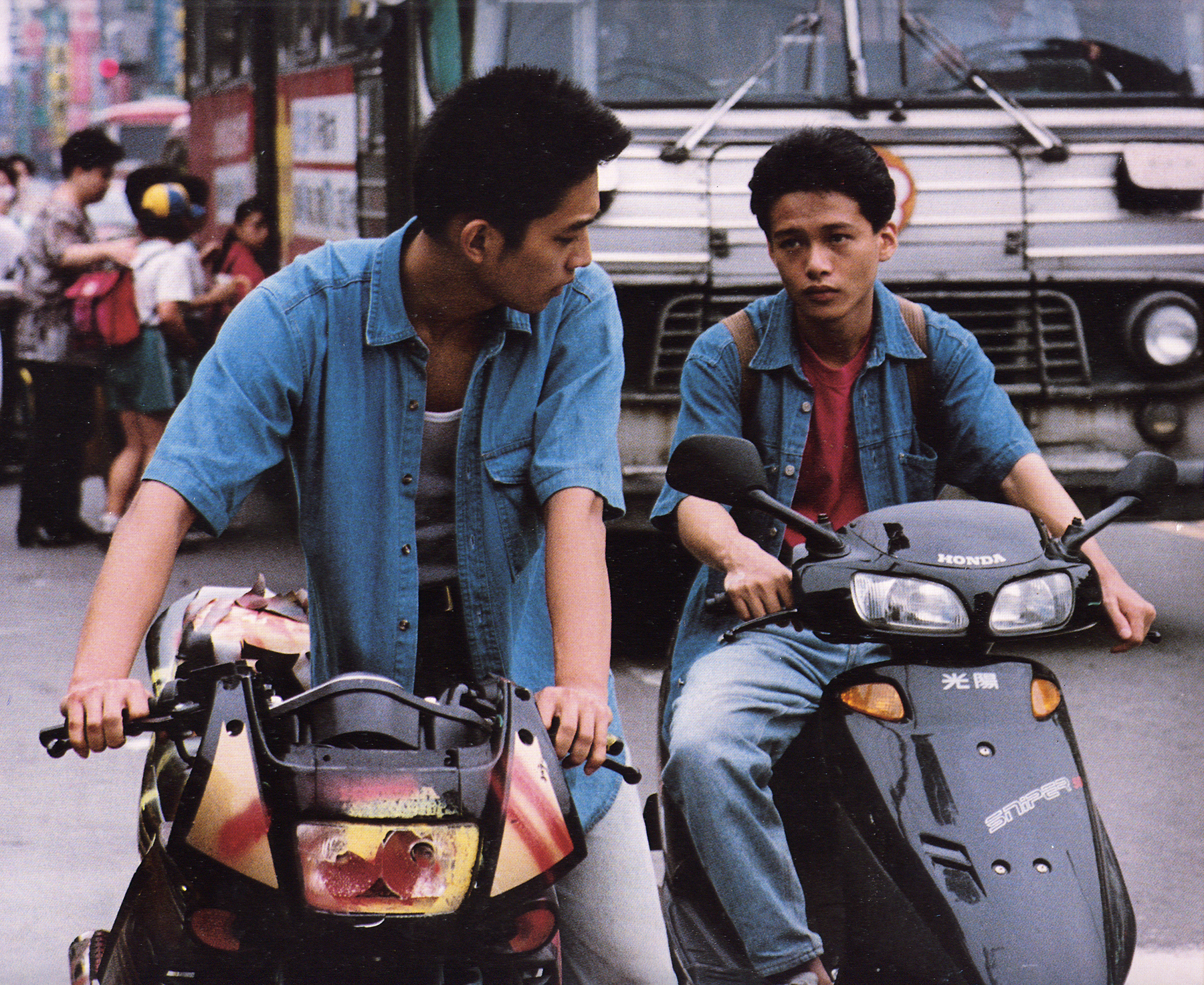 Still of Chao-jung Chen and Kang-sheng Lee in Qing shao nian nuo zha (1992)