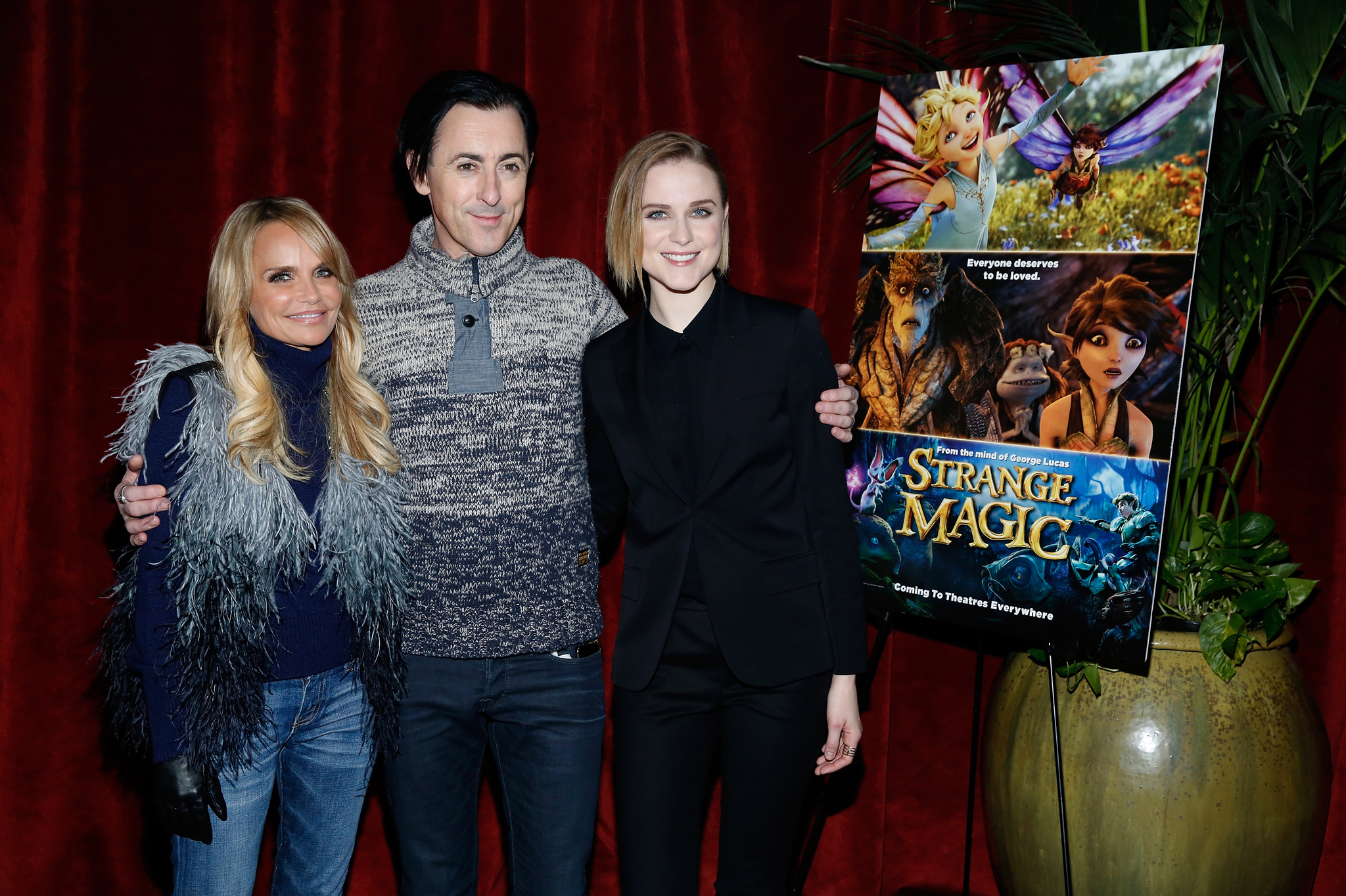 Alan Cumming, Kristin Chenoweth and Evan Rachel Wood at event of Strange Magic (2015)