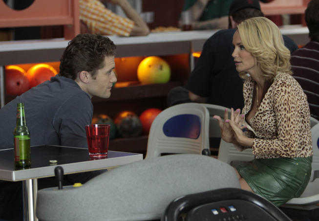 Still of Kristin Chenoweth and Cory Monteith in Glee (2009)