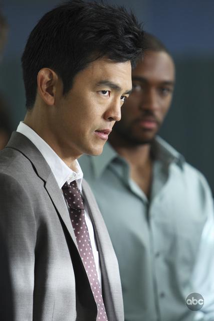 Still of John Cho in Zvilgsnis i ateiti (2009)