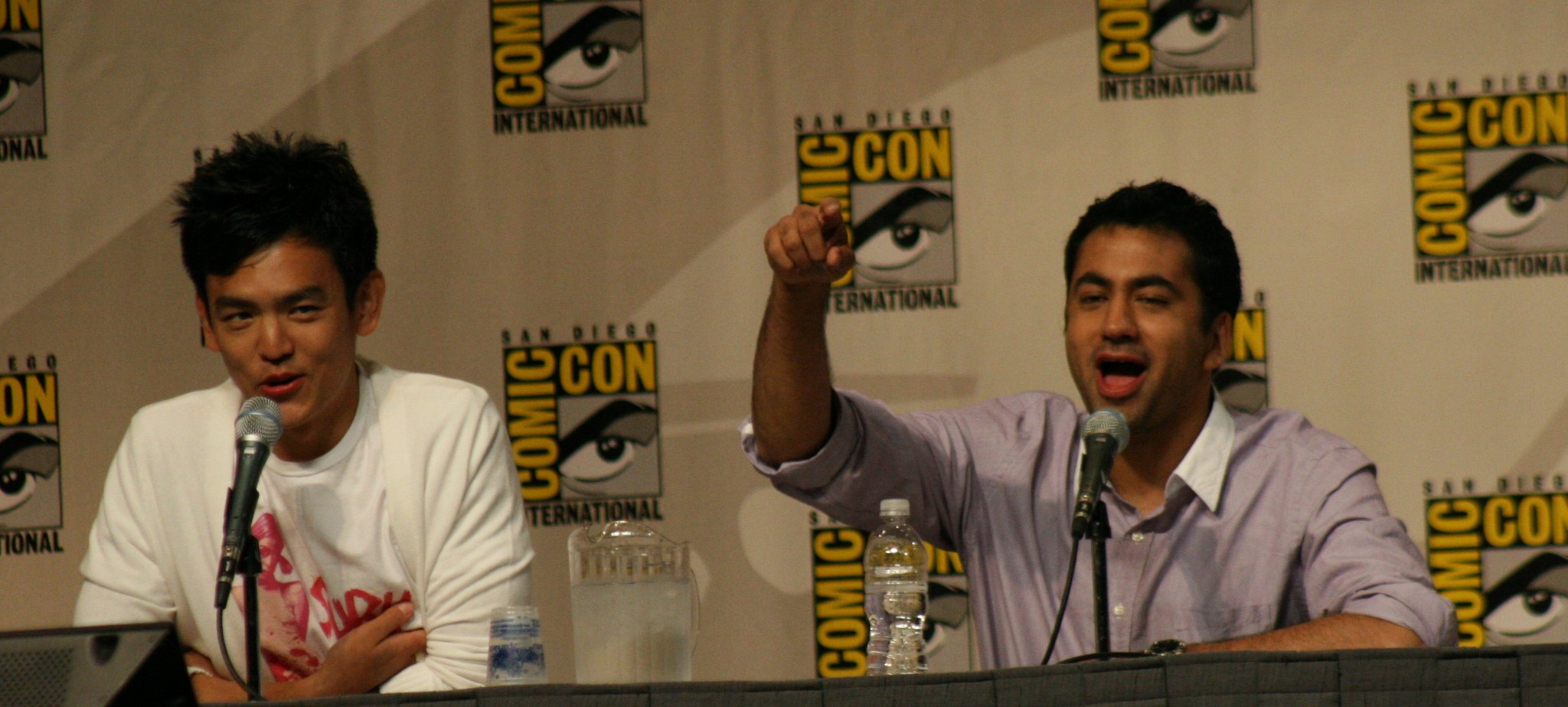 John Cho and Kal Penn at event of Harold & Kumar Escape from Guantanamo Bay (2008)