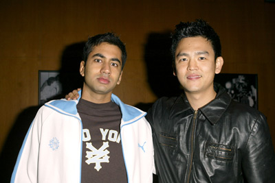 John Cho and Kal Penn at event of Harold & Kumar Go to White Castle (2004)