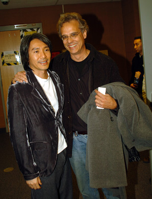 Bill Borden and Stephen Chow at event of Kung fu (2004)