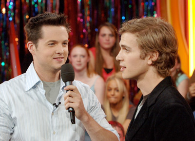 Hayden Christensen and Damien Fahey at event of Total Request Live (1999)