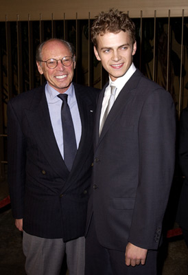Irwin Winkler and Hayden Christensen at event of Life as a House (2001)