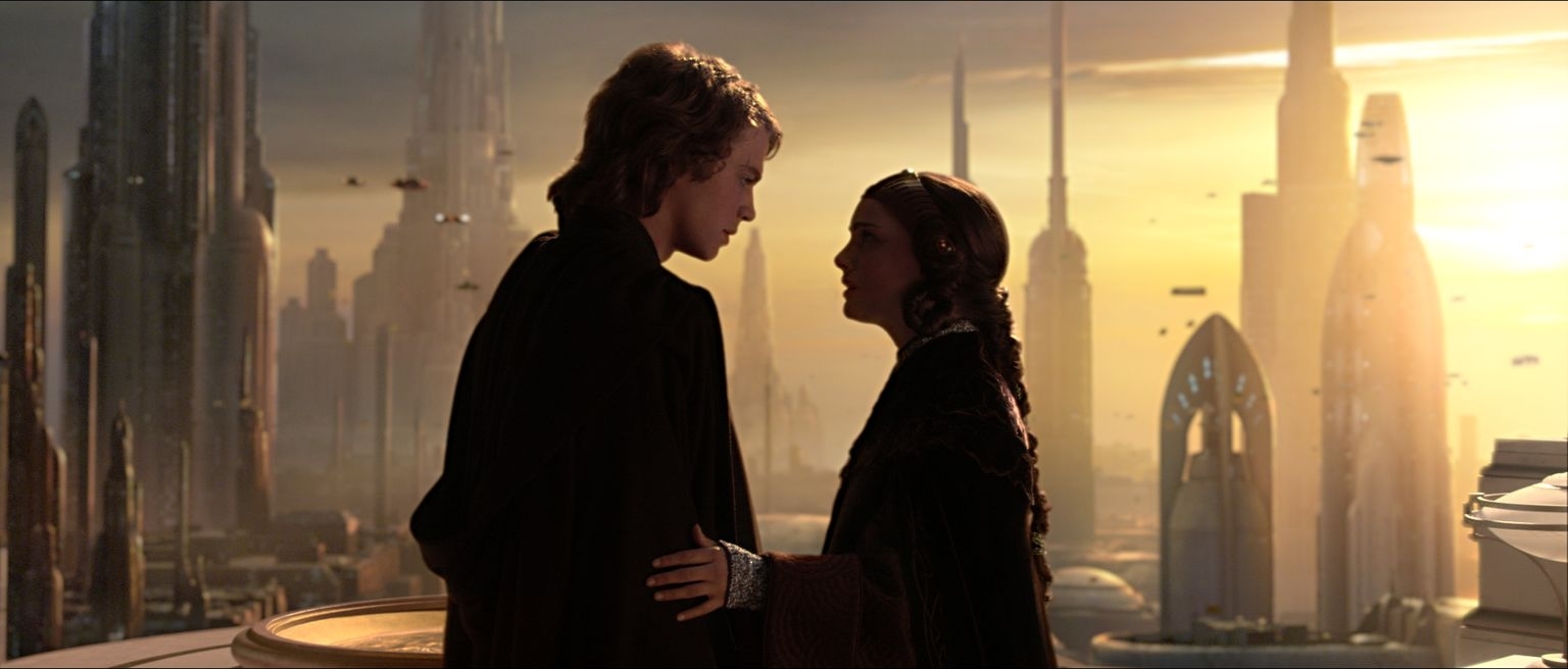 Still of Natalie Portman and Hayden Christensen in Zvaigzdziu karai. Situ kerstas (2005)