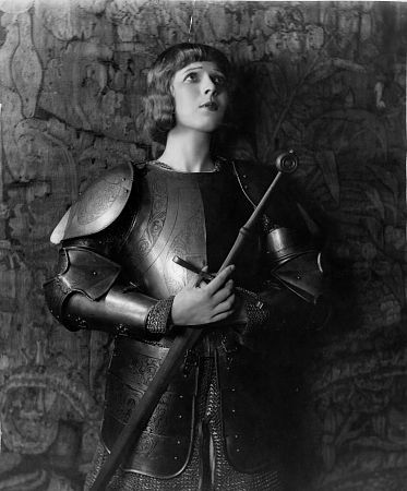 Ina Claire as Joan of Arc, late 1910's