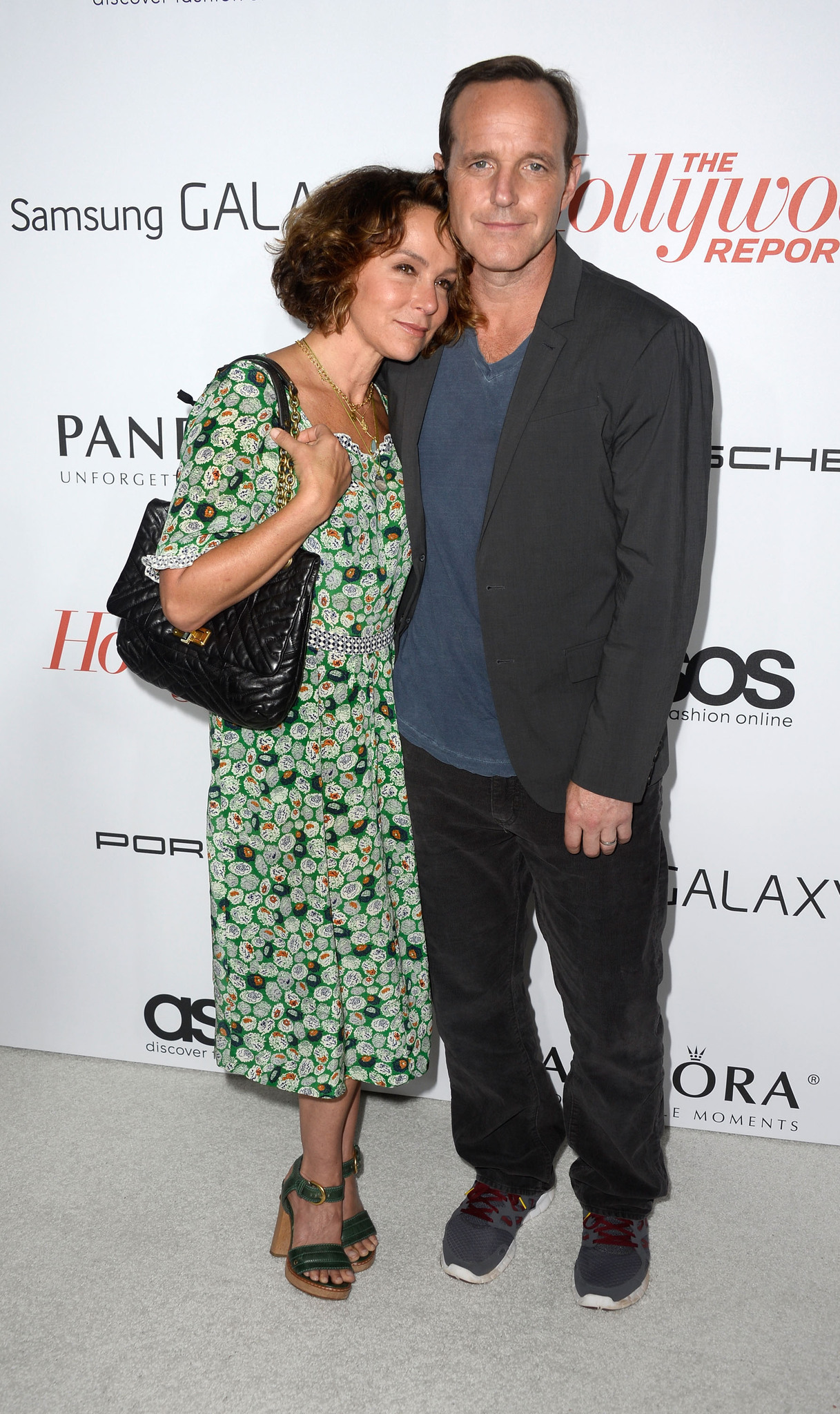 Jennifer Grey and Clark Gregg