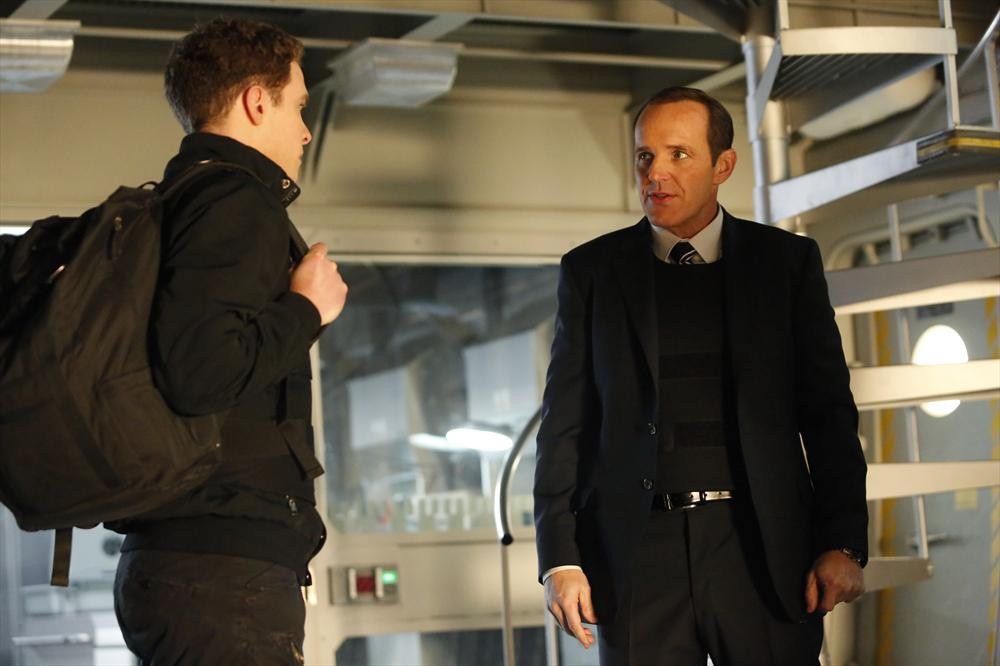 Still of Clark Gregg and Iain De Caestecker in Agents of S.H.I.E.L.D. (2013)