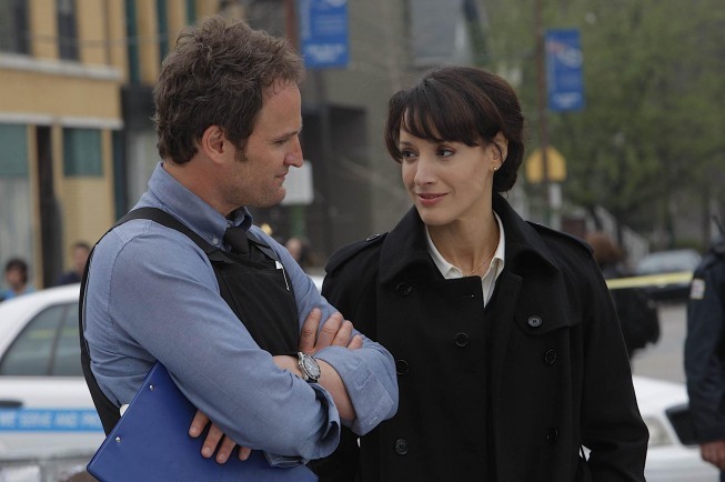 Still of Jennifer Beals and Jason Clarke in The Chicago Code (2011)