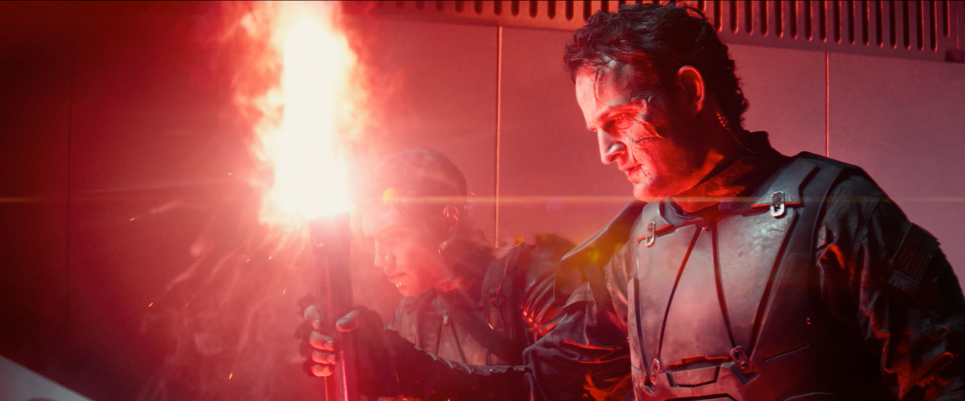 Still of Jason Clarke and Jai Courtney in Terminator Genisys (2015)