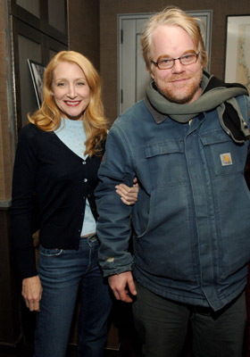 Philip Seymour Hoffman and Patricia Clarkson at event of Match Point (2005)