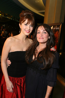 Kristen Cloke and Mary Elizabeth Winstead at event of Black Christmas (2006)