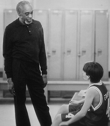 Still of Bill Cobbs and Kevin Zegers in Air Bud (1997)