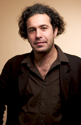 Benoît Cohen at event of Nos enfants chéris (2003)