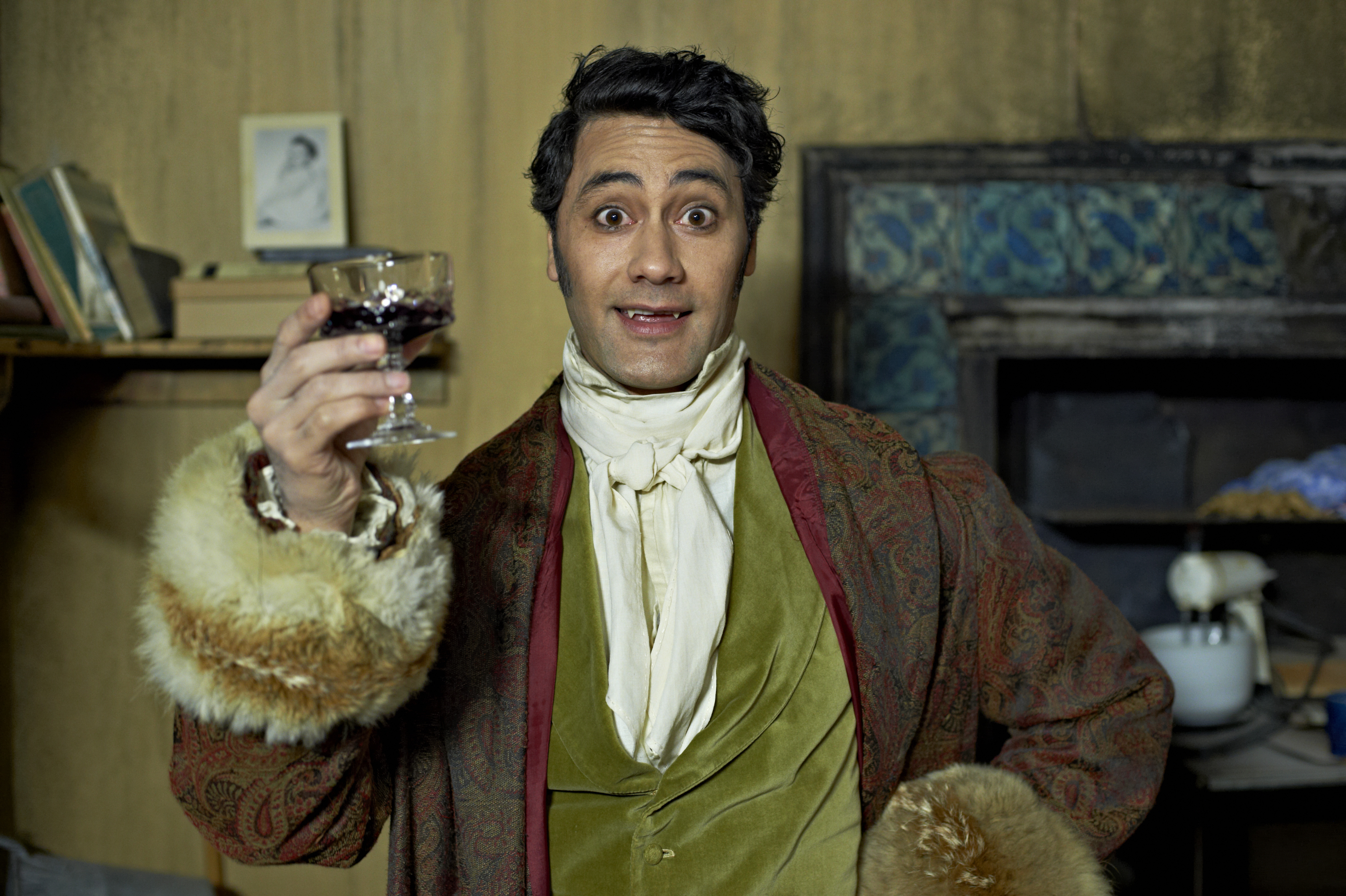 Still of Taika Waititi in What We Do in the Shadows (2014)