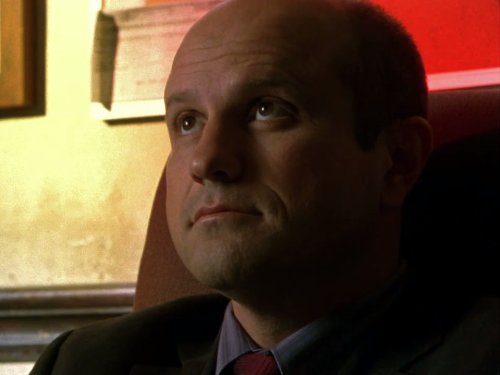 Still of Enrico Colantoni in Veronica Mars (2004)