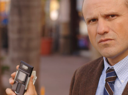 Still of Kristen Bell and Enrico Colantoni in Veronica Mars (2004)