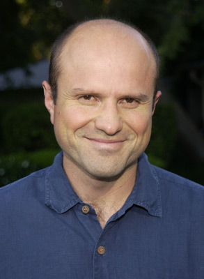 Enrico Colantoni at event of Just Shoot Me! (1997)