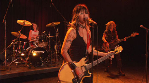 Still of Gina Gershon, Drea de Matteo and Shelly Cole in Prey for Rock & Roll (2003)