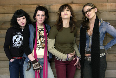 Gina Gershon, Lori Petty, Drea de Matteo and Shelly Cole at event of Prey for Rock & Roll (2003)